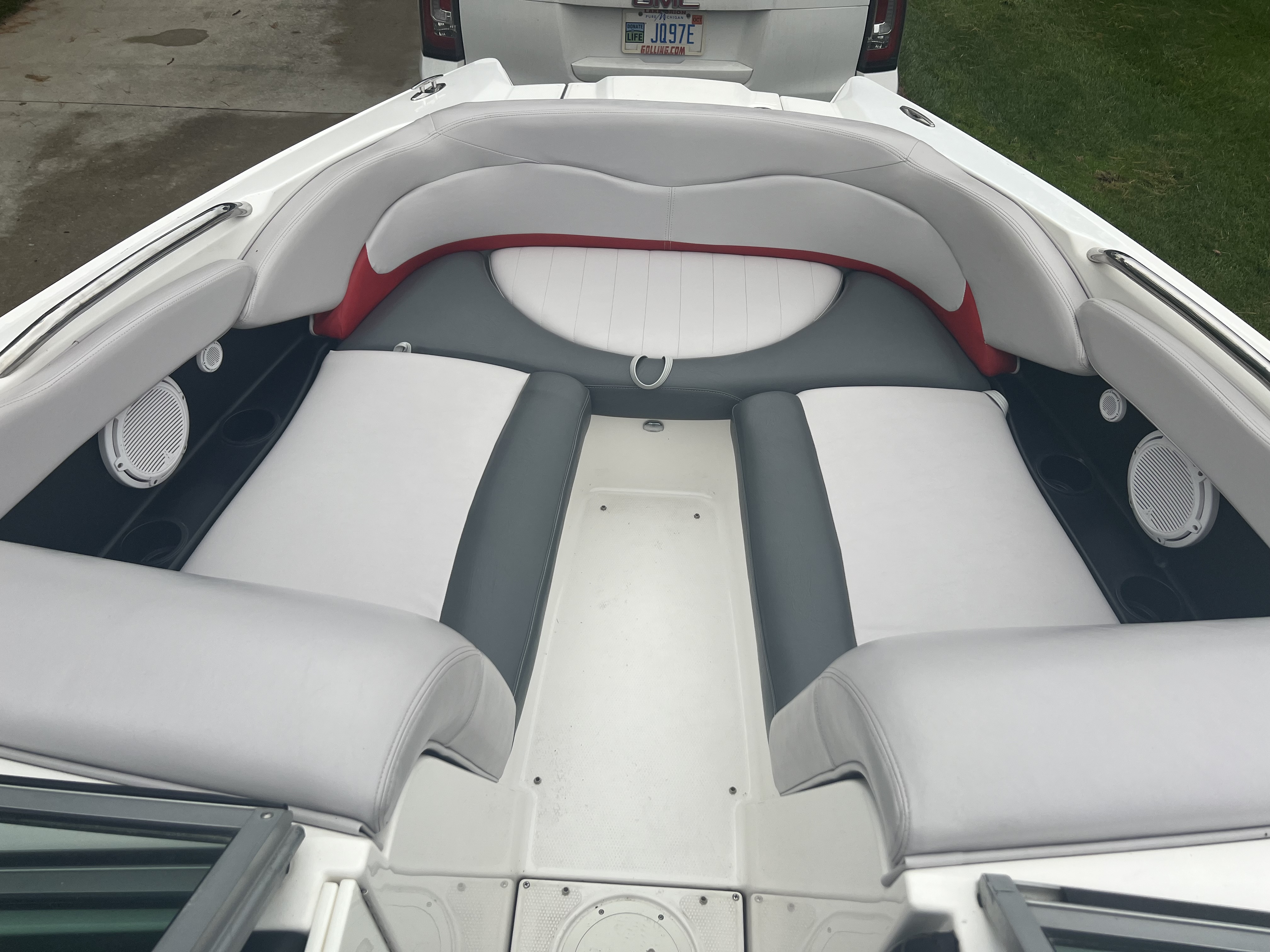 2005 Mastercraft X-Star Wakeboard Boat